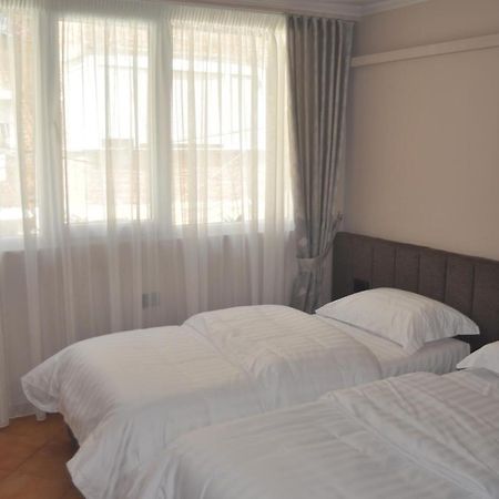 Bliri Myslym Shyri Apartman Tirana Kültér fotó