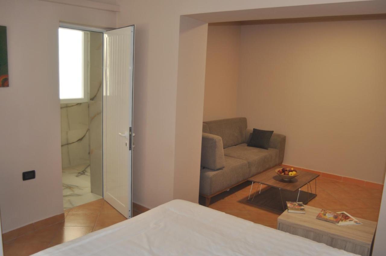 Bliri Myslym Shyri Apartman Tirana Kültér fotó