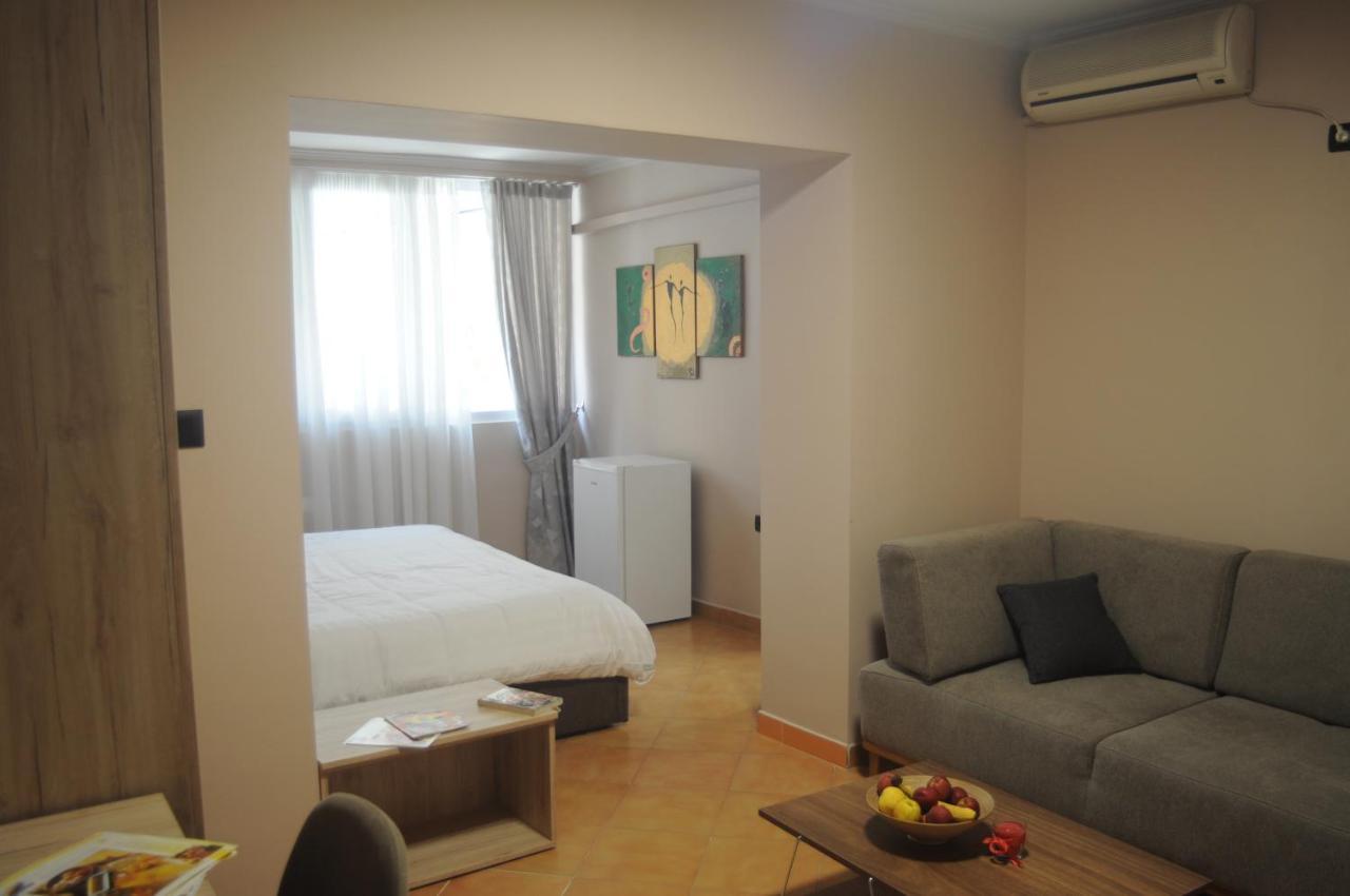 Bliri Myslym Shyri Apartman Tirana Kültér fotó
