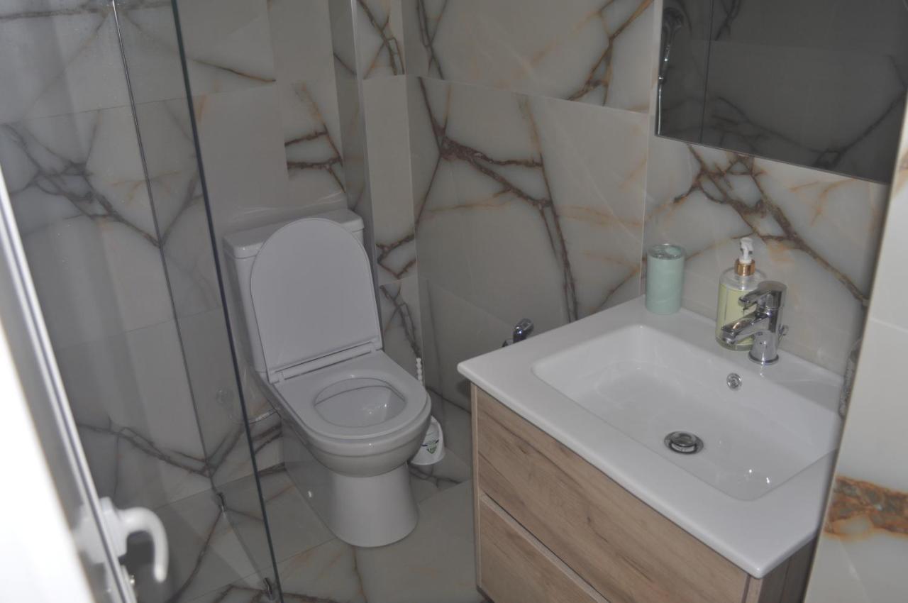 Bliri Myslym Shyri Apartman Tirana Kültér fotó