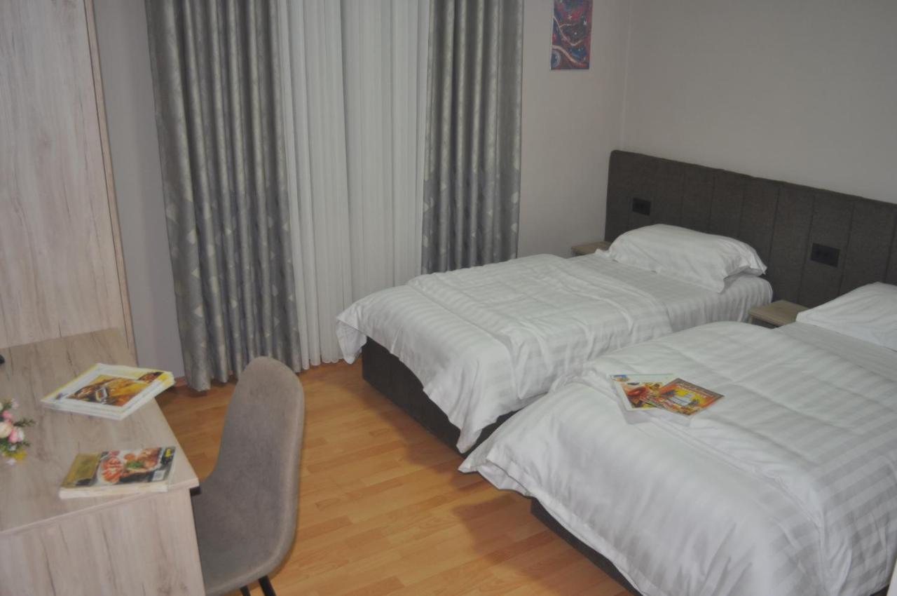 Bliri Myslym Shyri Apartman Tirana Kültér fotó