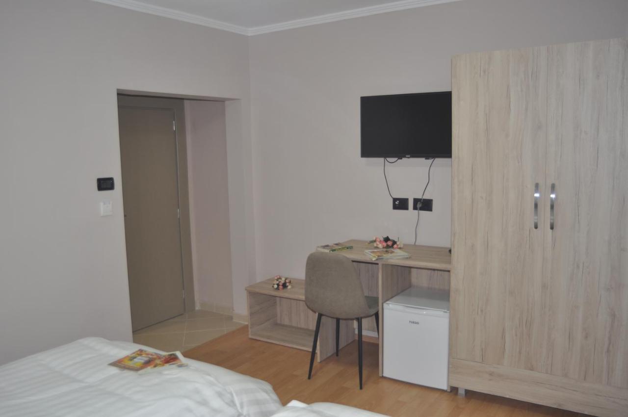 Bliri Myslym Shyri Apartman Tirana Kültér fotó