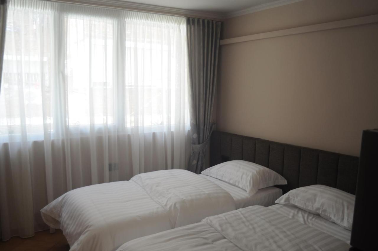 Bliri Myslym Shyri Apartman Tirana Kültér fotó