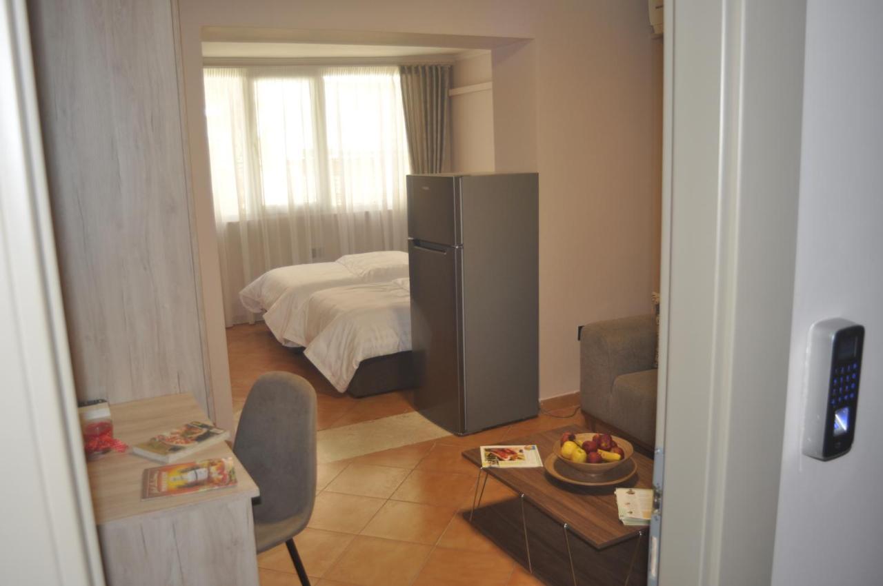 Bliri Myslym Shyri Apartman Tirana Kültér fotó
