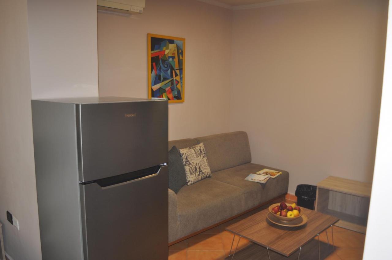 Bliri Myslym Shyri Apartman Tirana Kültér fotó